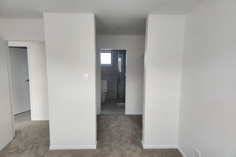 Photo of property in 64c Yeovil Road, Te Atatu Peninsula, Auckland, 0610