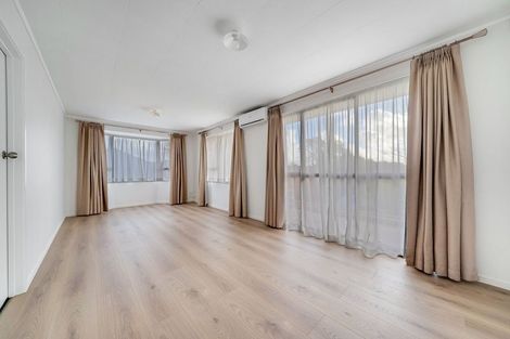 Photo of property in 109 Manuroa Road, Takanini, 2112