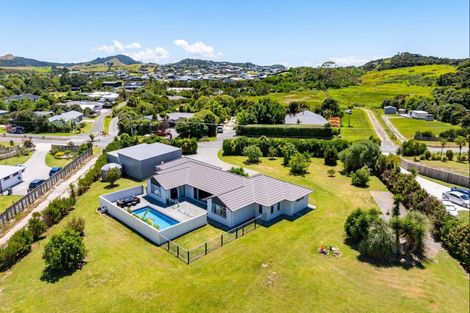 Photo of property in 70 Jack Boyd Drive, Mangawhai Heads, Kaiwaka, 0573