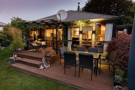 Photo of property in 22a Heuchan Lane, Wanaka, 9305