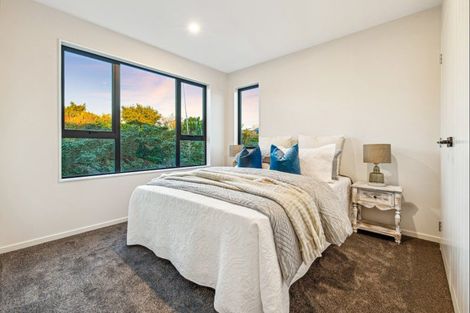 Photo of property in 22c Gulf Crest, Bucklands Beach, Auckland, 2012