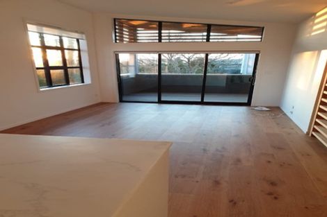 Photo of property in 6a Moffat Road, Red Beach, 0932