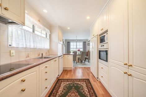 Photo of property in 9 Shaftesbury Grove, Stokes Valley, Lower Hutt, 5019