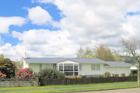 Photo of property in 25 Browning Crescent, Owhata, Rotorua, 3010