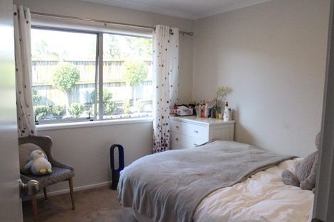 Photo of property in 48 Orangewood Drive, Northpark, Auckland, 2013