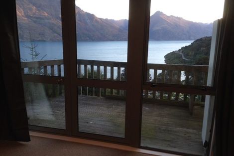 Photo of property in 34b Mackinnon Terrace, Sunshine Bay, Queenstown, 9300