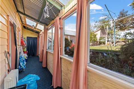 Photo of property in 16 Scotia Street, Port Chalmers, 9023