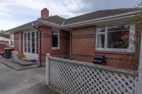 Photo of property in 32 Charlcott Street, Burnside, Christchurch, 8053