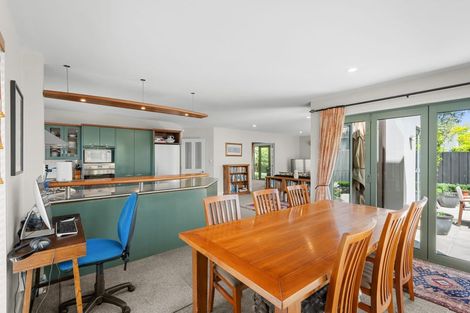 Photo of property in 18a Daresbury Lane, Fendalton, Christchurch, 8014
