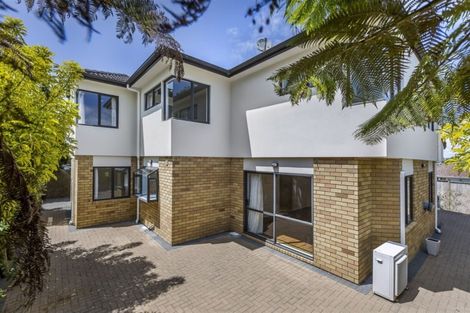 Photo of property in 59g Hillsborough Road, Hillsborough, Auckland, 1042