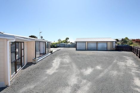 Photo of property in 75 Seabury Avenue, Foxton Beach, Foxton, 4815