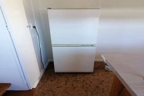 Photo of property in 16 Toru Street, Lyall Bay, Wellington, 6022