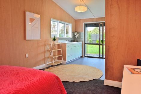 Photo of property in 10 Owen Road, Inner Kaiti, Gisborne, 4010