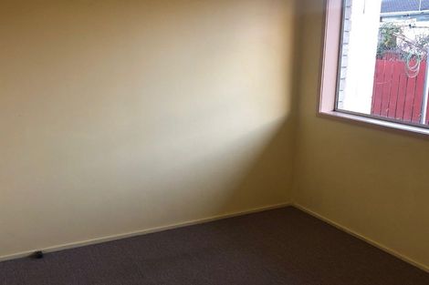 Photo of property in 2/8 Margaret Road, Papatoetoe, Auckland, 2025