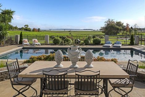 Photo of property in 38 Porterfield Road, Whitford, Howick, 2571