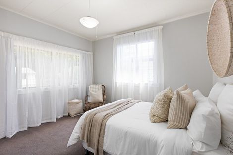 Photo of property in 153 Milton Road, Bluff Hill, Napier, 4110