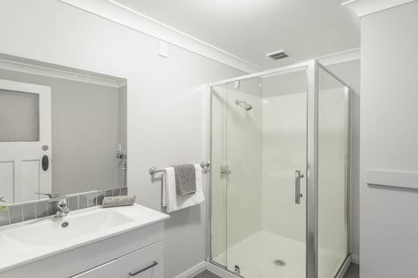 Photo of property in 84 Amohia Street, Paraparaumu, 5032