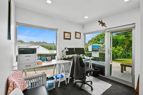 Photo of property in 67a Fulford Street, New Plymouth, 4310