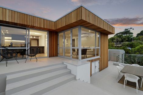 Photo of property in 283 Cannon Hill Crescent, Mount Pleasant, Christchurch, 8081