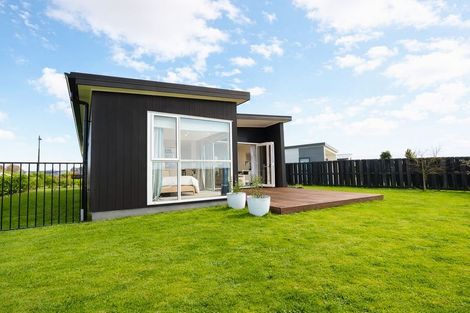 Photo of property in 42 Pourewa Street, Te Kauwhata, 3710