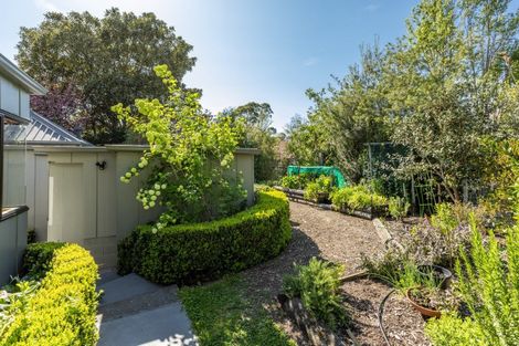 Photo of property in 22 Toop Street, Havelock North, 4130
