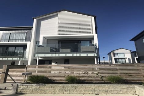 Photo of property in 9 Glenae Lane, Hobsonville, Auckland, 0618