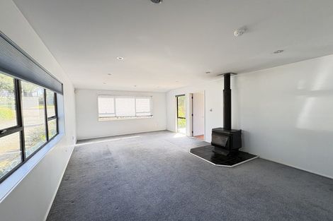Photo of property in 123 Pomona Road, Kumeu, 0891