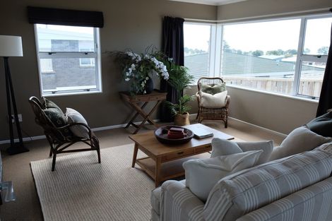 Photo of property in 1/15 Chatswood Grove, Fitzroy, New Plymouth, 4312