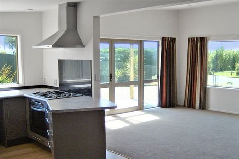 Photo of property in 70 Seabury Avenue, Foxton Beach, Foxton, 4815