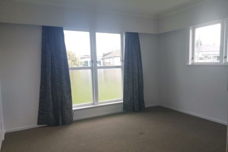 Photo of property in 28 King Edward Avenue, Papakura, 2110