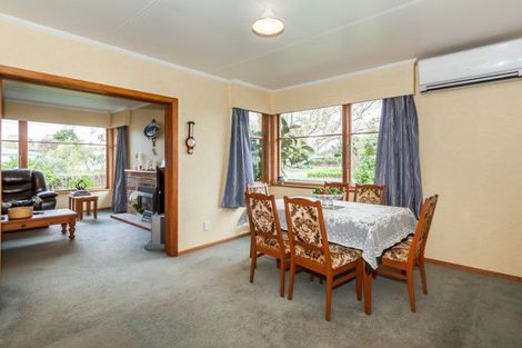 Photo of property in 63 Stephens Crescent, Highbury, Palmerston North, 4412