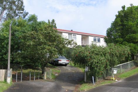 Photo of property in 13 Reinga Place, Massey, Auckland, 0614
