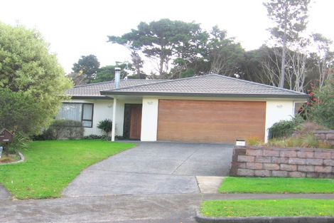 Photo of property in 23 Hakea Place, Totara Heights, Auckland, 2105