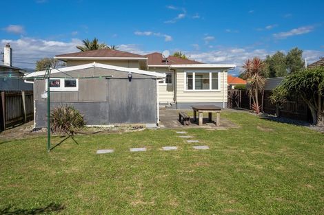Photo of property in 43 Aotaki Street, Otaki, 5512