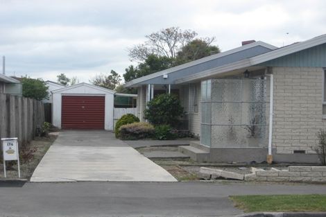 Photo of property in 2/174 Sawyers Arms Road, Bishopdale, Christchurch, 8053