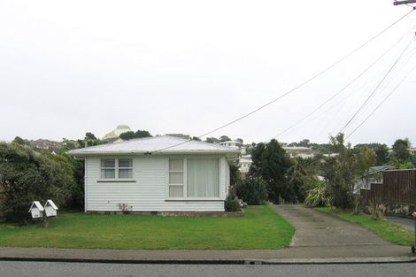 Photo of property in 11a Oswald Crescent, Paparangi, Wellington, 6037
