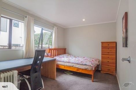 Photo of property in 2/46 Eversleigh Road, Belmont, Auckland, 0622