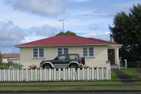 Photo of property in 12 Saint Andrews Drive, Tokoroa, 3420