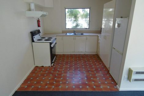 Photo of property in 2/72 Wainui Street, Riccarton, Christchurch, 8041