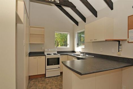 Photo of property in 16b Ngarimu Grove, Ngaio, Wellington, 6035