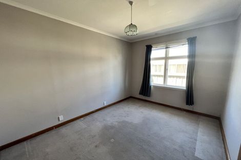 Photo of property in 33 Neill Street, Hornby, Christchurch, 8042
