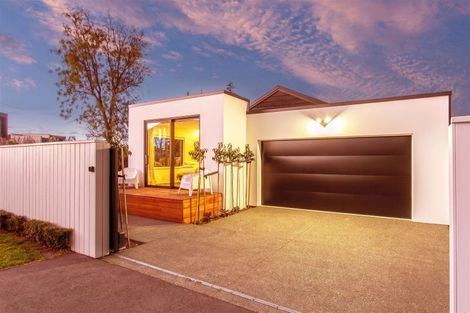 Photo of property in 20 Wairarapa Terrace, Merivale, Christchurch, 8014