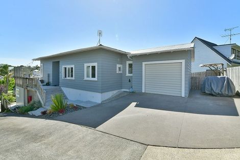 Photo of property in 1/6 Sundown Avenue, Manly, Whangaparaoa, 0930