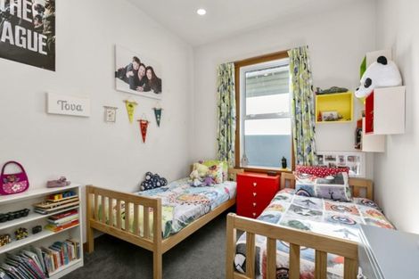 Photo of property in 50 Bridge Street, Rongotai, Wellington, 6022