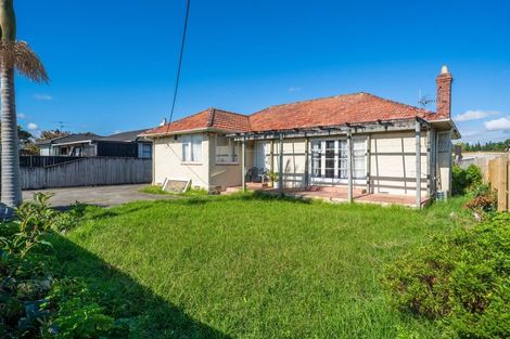 Photo of property in 61 Pakuranga Road, Pakuranga, Auckland, 2010