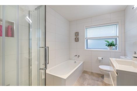 Photo of property in 20 Rapaki Road, Hillsborough, Christchurch, 8022