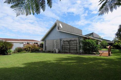 Photo of property in 2/39 Domett Street, Westport, 7825