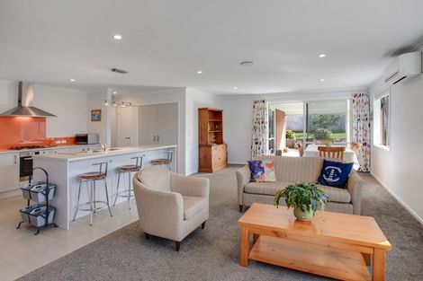 Photo of property in 10 Martha Clarke Lane, Kerikeri, 0230