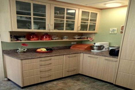 Photo of property in 16 Hunter Street, Dannevirke, 4930