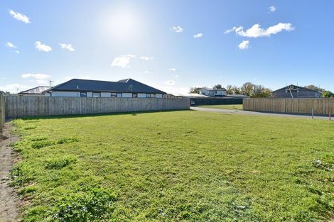 Photo of property in 1 Livingstone Place, Rangiora, 7400